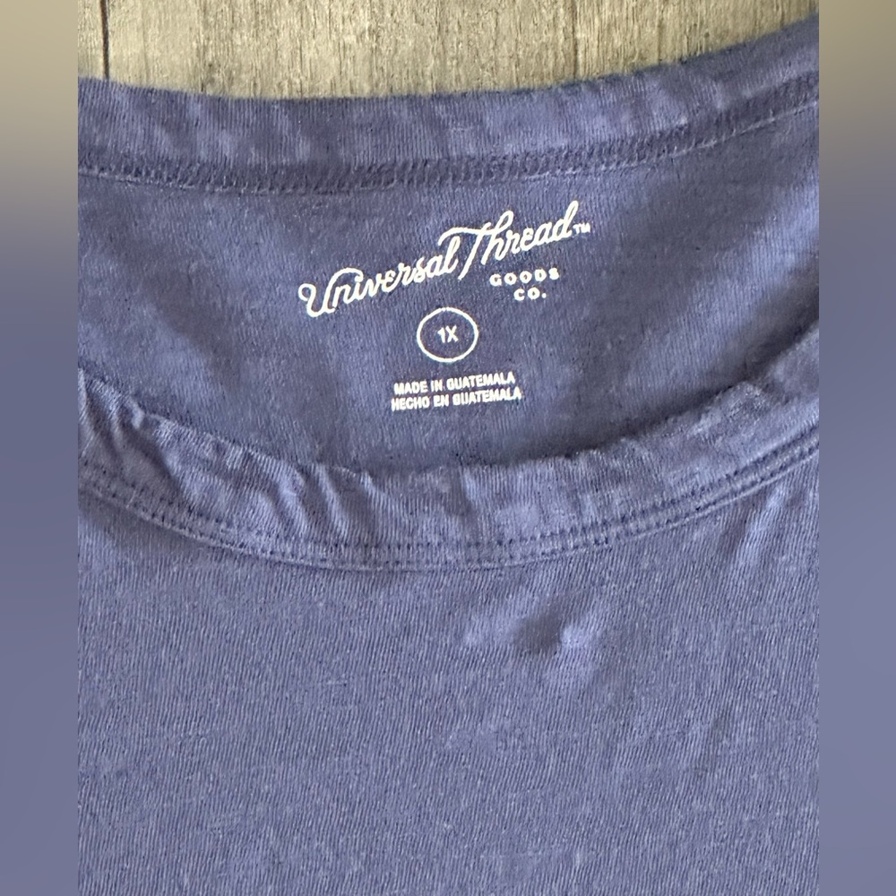 Bundle of 2 universal thread Tshirts size 1X - Picture 4 of 13